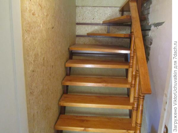 Лестница на второй этаж.