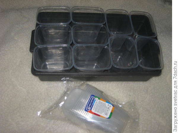 Вот так буду вместо поддона использовать, потом под огурцы пойдут