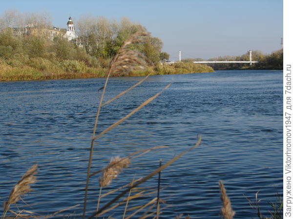 Урал. Подвесной мост в зону отдыха Зауральная Роща.