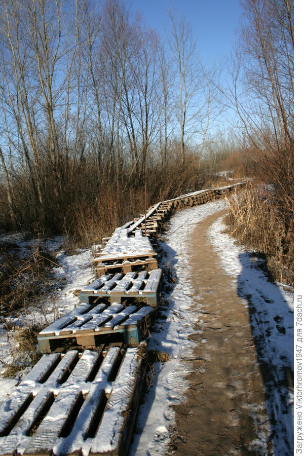 Есть и &quot;тротуарчик&quot;...