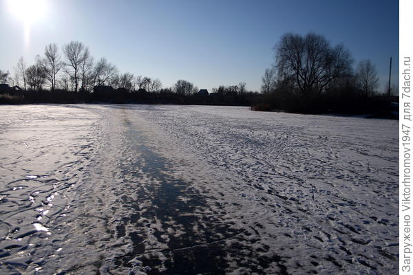 По льду через озеро