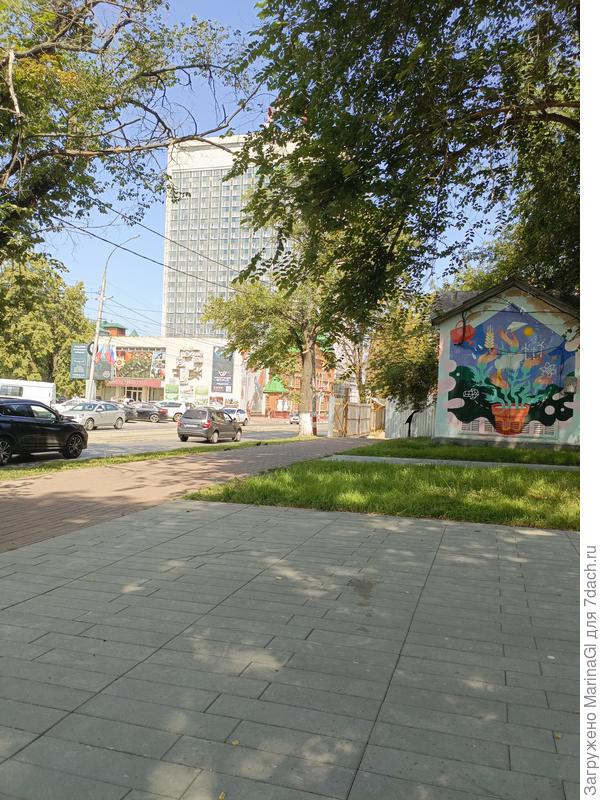 Гостиница Венец и Дом офицеров