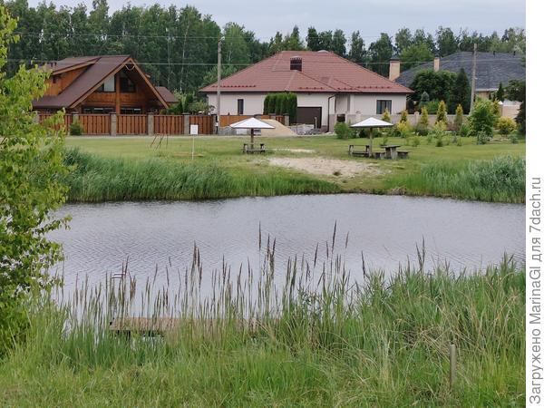 Фото сделала сегодня, свежий песок пока еще не завезли))