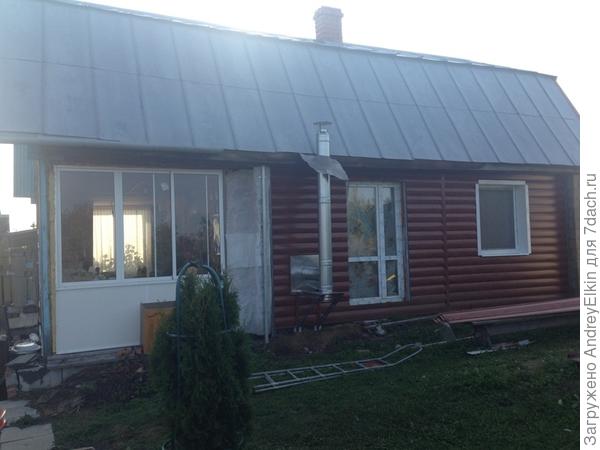 натянул мембрану и обшил сайдингом под блог-хаус