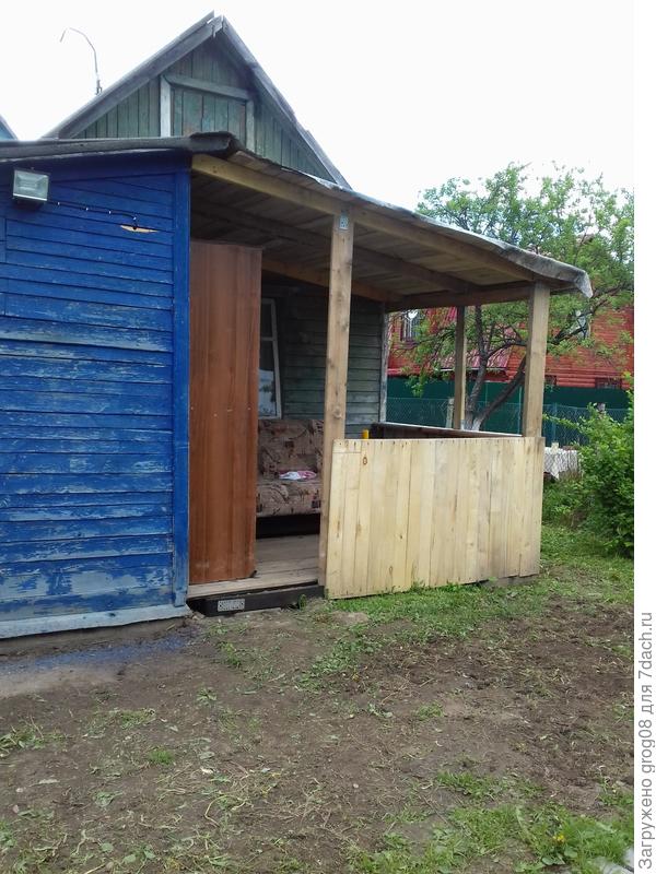 муж построил беседку в бывшем еще одном мусорном углу