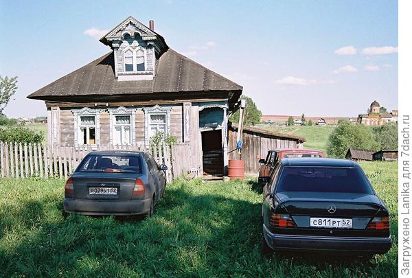 Вот таким был домик в 2007.