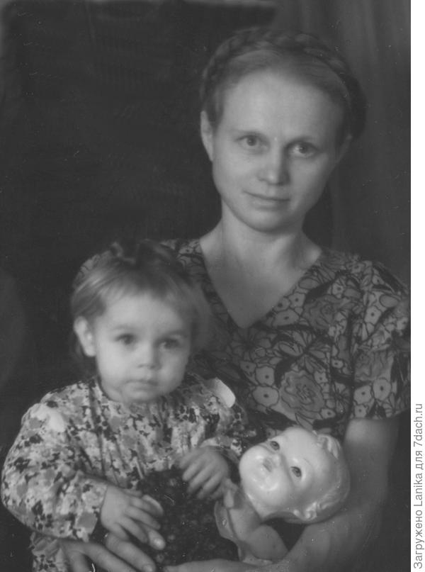 Только верить надо, что любовь не проходит, нет...