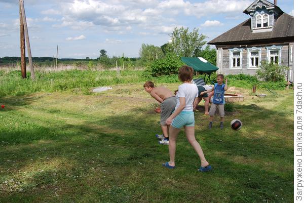 Наш домик крайний...