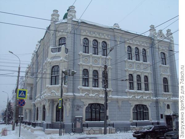 Дом мещанина Нуйчева. 1900г. (в народе - Дом со слонами)