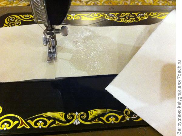 Сшиваю делали верхней части аптечки