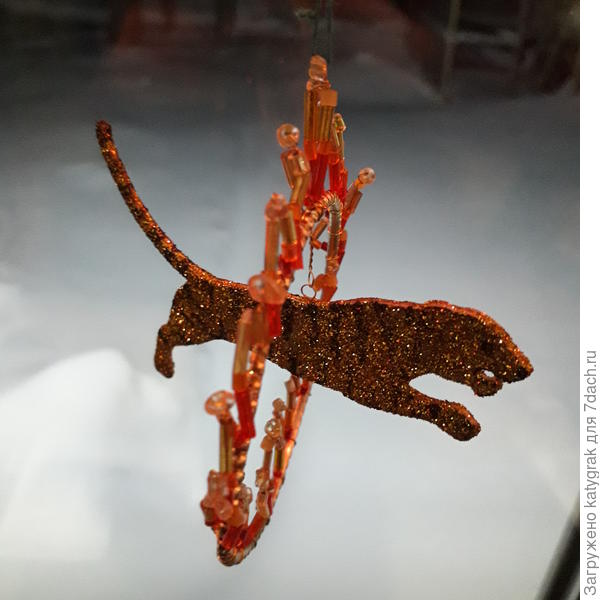 Тигр в золотом