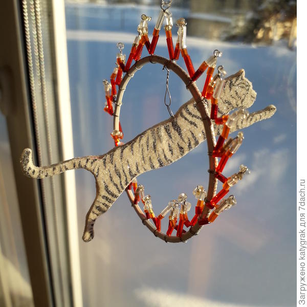 Тигр в белом