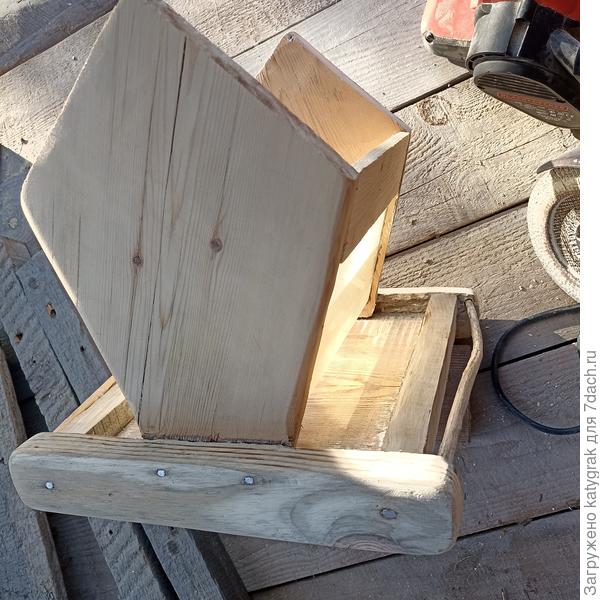 Старую крышу удалила, основу зашлифовала