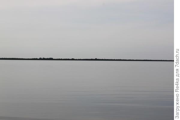 Линия горизонта. Остров Колпино.