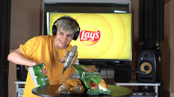 Российские блогеры оценили вкус чипсов Lay’s на отлично!