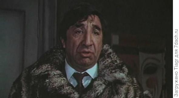 Утром яичница, днём яичница, вечером яичница, а ночью - омлет!