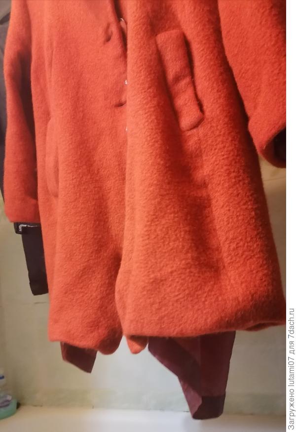 После стирки, вон на сколько провисла подкладка