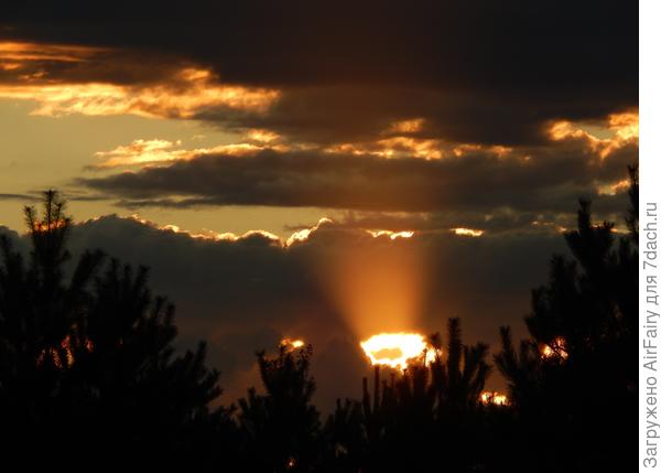 Закаты все также задают &quot;жару&quot;