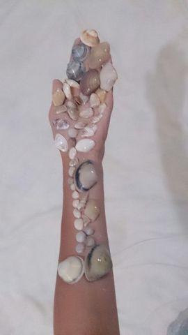 Память о море: мехенди из ракушек