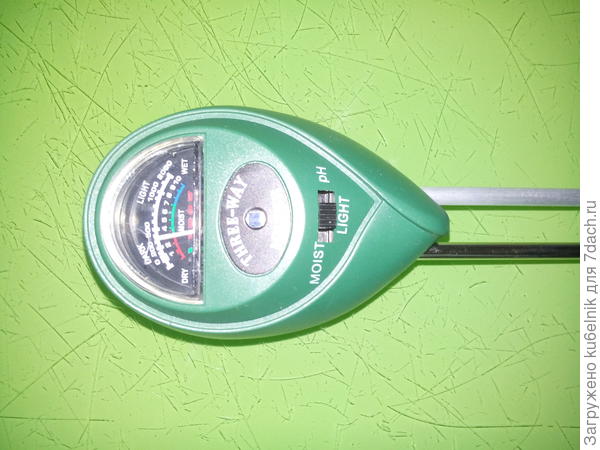 фигулина,которая измеряет освещенность,влажность,кислотностьос