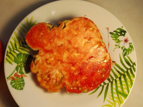 Томат в разрезе