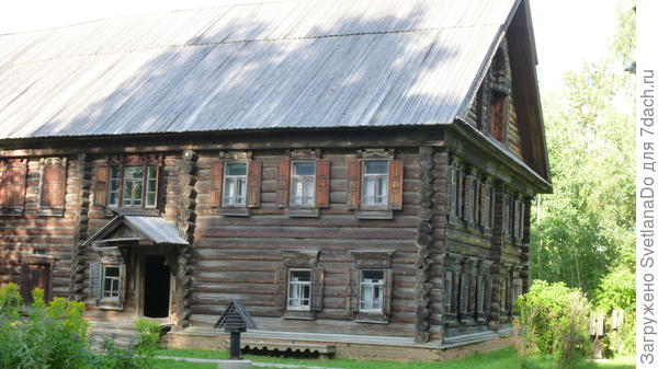 дом Серова