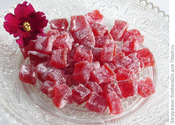 потом посыпаю сах.пудрой