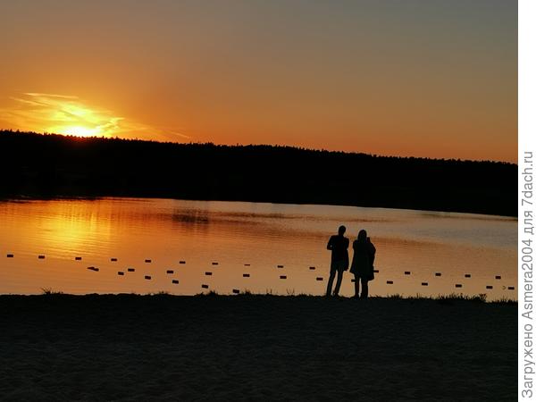 Закаты мы любим провожать всей семьей