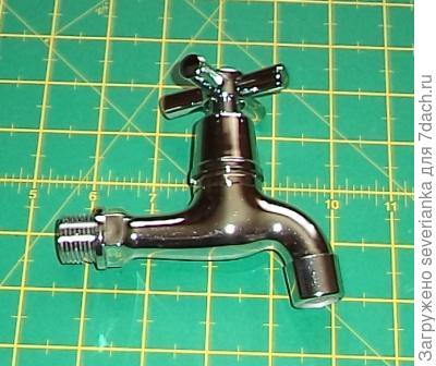 Купила шаровый кран, пластиковый.