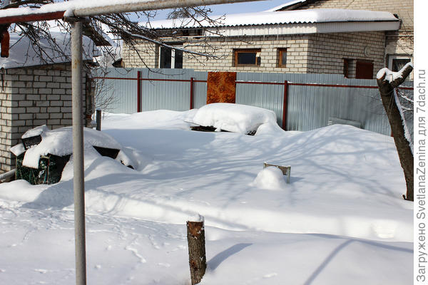 шел 51 день февраля