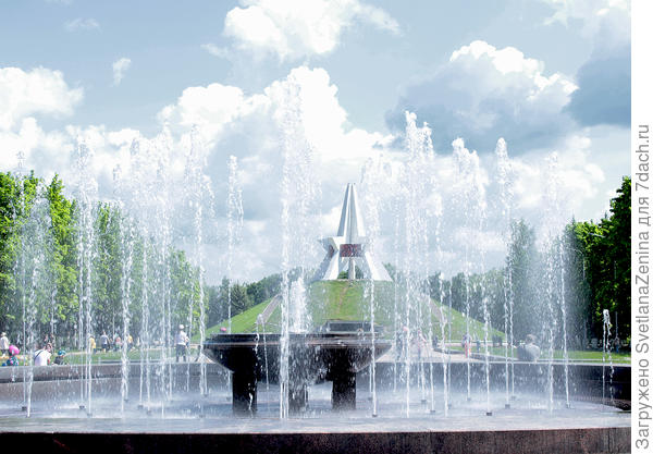 Сквозь фонтан