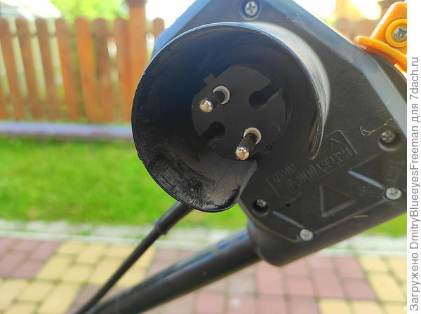 Вилка устройства