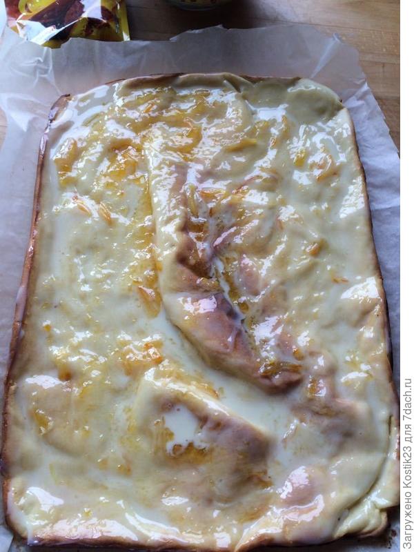 Второй слой цитрусовый джем с кусочками...