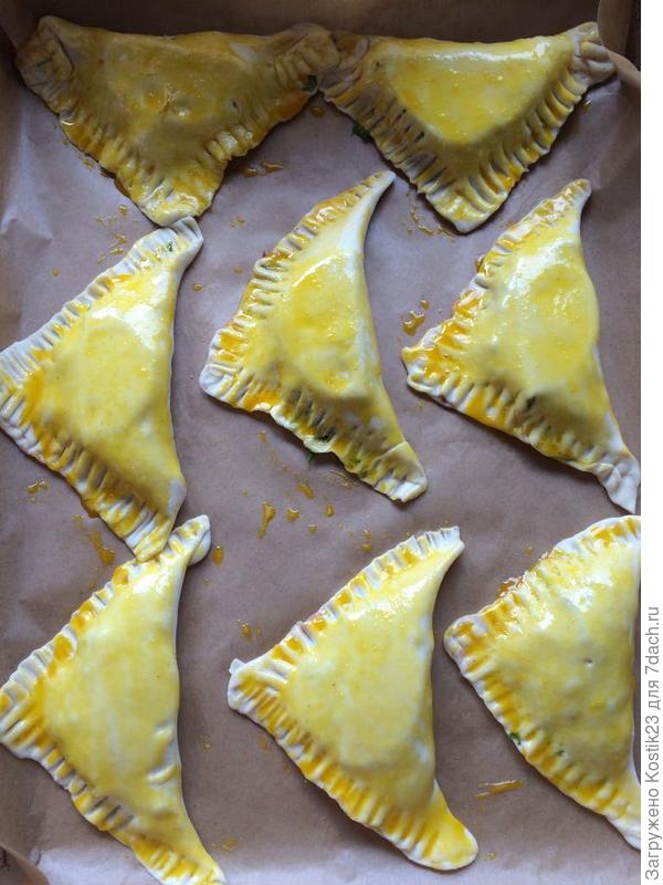 Выкладываем на противень и в духовку :)