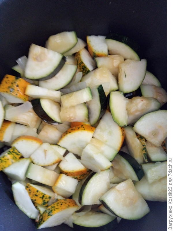 Добавить цукини...