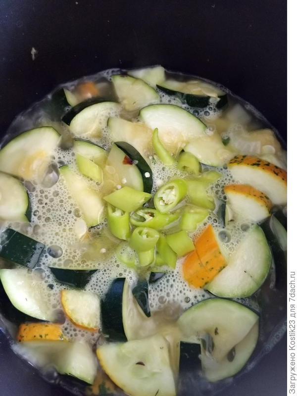 Добавить бульон...