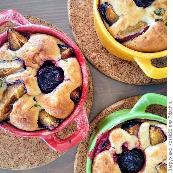 Пряный кекс со сливами и кокосовой стружкой и горячий кофейный шоколад с мятной ноткой () Пряный кекс со сливами и кокосовой стружкой и горячий кофейный шоколад с мятной ноткой