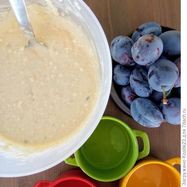 Пряный кекс со сливами и кокосовой стружкой и горячий кофейный шоколад с мятной ноткой () Пряный кекс со сливами и кокосовой стружкой и горячий кофейный шоколад с мятной ноткой