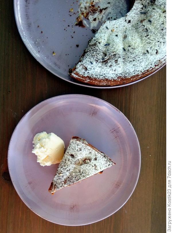 С кремом чиз ,что остался от булочек Синнабон :)