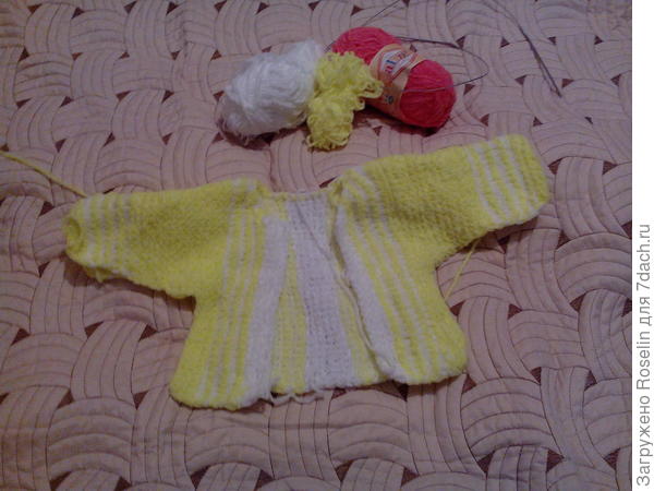 Будет костюмчик для моей новорожденной внученьки. На Новый год подарочек!