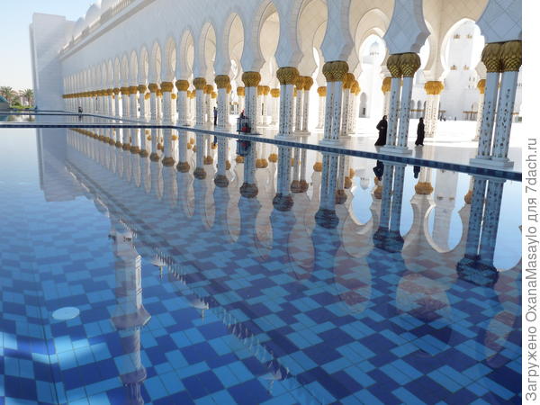 Мечеть шейха Зайеда, Абу Даби, ОАЭ.