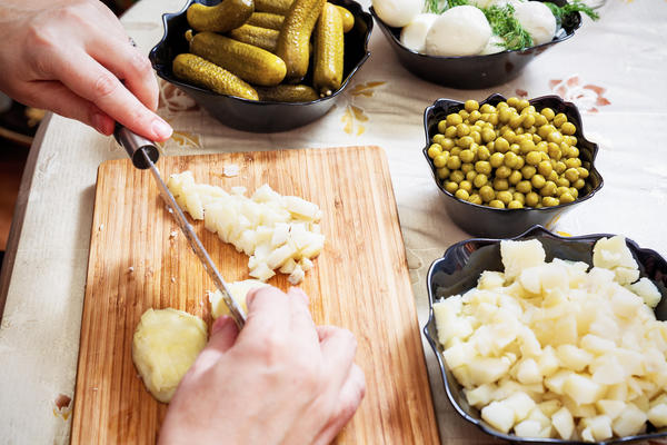 Овощи для салатов лучше запечь