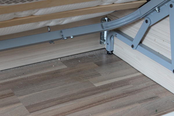 А у вас в доме есть места, куда не заезжало колесо пылесоса?