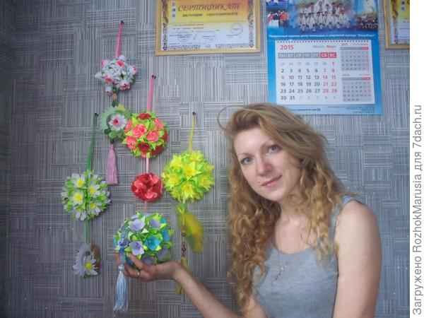 Вот такие шарики-кусудамы захватили меня в одну из давнишних зим.