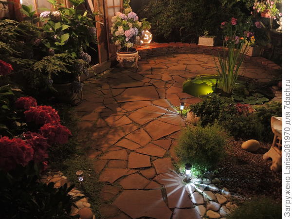 Фантасмагория - декоративная подсветка сада