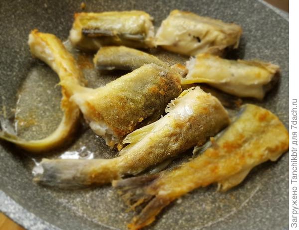 Минтай с луком и рисом по рецепту бабушки Анны - пошаговый рецепт приготовления с фото () Минтай с луком и рисом по рецепту бабушки Анны - пошаговый рецепт приготовления с фото
