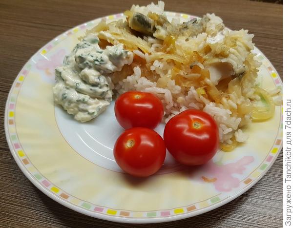 Минтай с луком и рисом по рецепту бабушки Анны - пошаговый рецепт приготовления с фото () Минтай с луком и рисом по рецепту бабушки Анны - пошаговый рецепт приготовления с фото