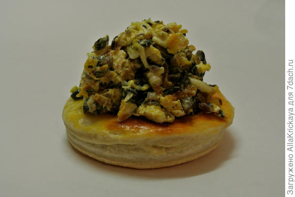 Волованы с салатом из грибов и кукурузы () Волованы с салатом из грибов и кукурузы