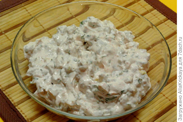Мясо в цахтоне () Мясо в цахтоне