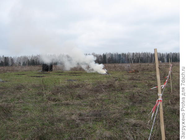 Первое фото нашей дачи - 28.04.2013